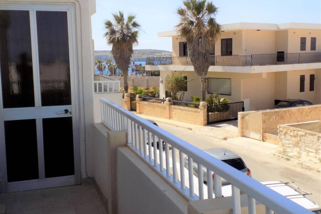 Sunshine Holiday Apartment 5 With Spectacular Seaviews St. Paul's Bay Bagian luar foto