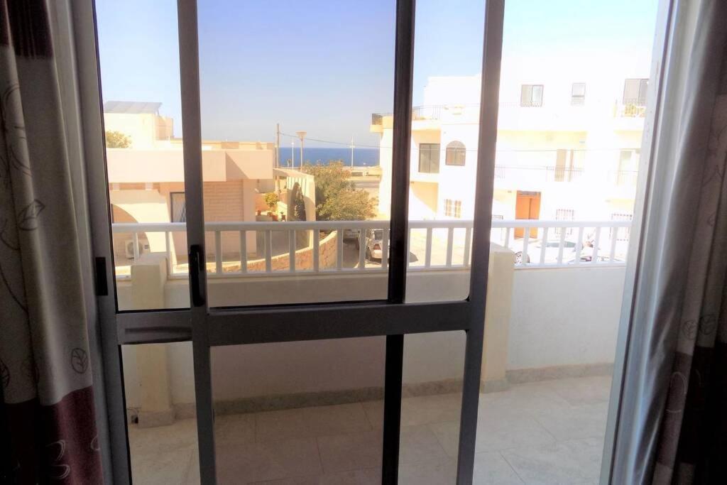 Sunshine Holiday Apartment 5 With Spectacular Seaviews St. Paul's Bay Bagian luar foto