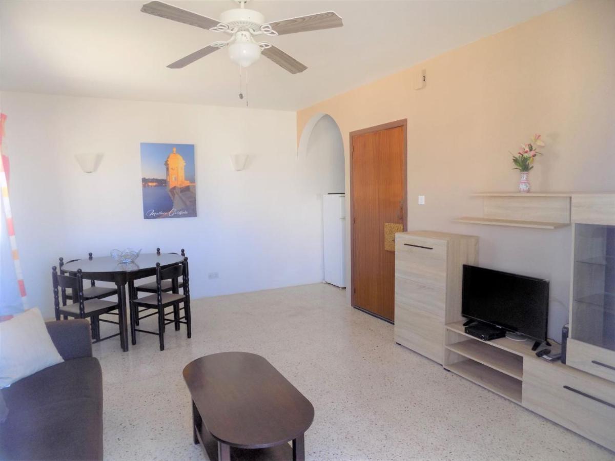 Sunshine Holiday Apartment 5 With Spectacular Seaviews St. Paul's Bay Bagian luar foto